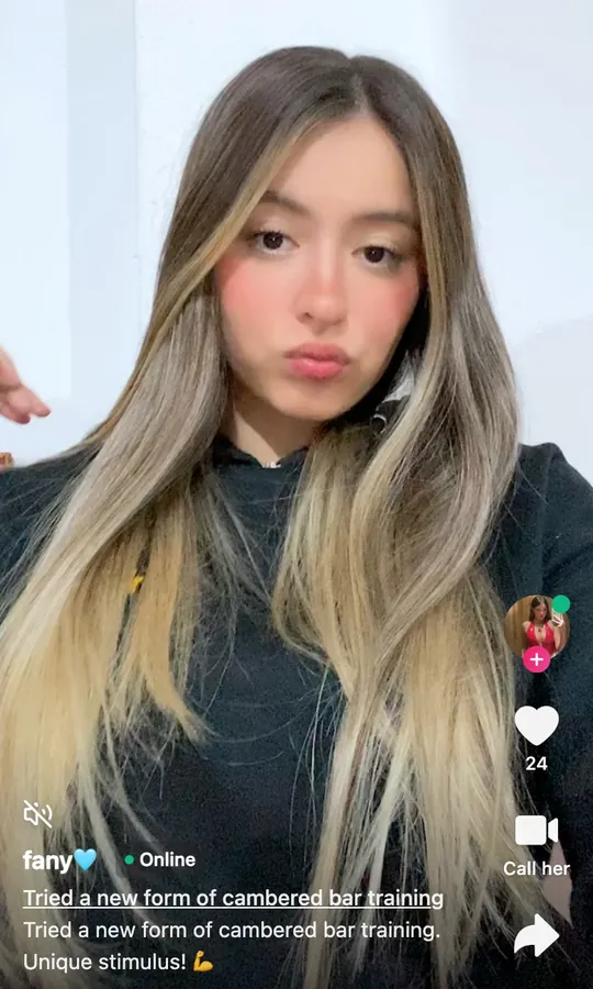 Thunder Chat app screen: the video feed with a Call her button while the clip plays